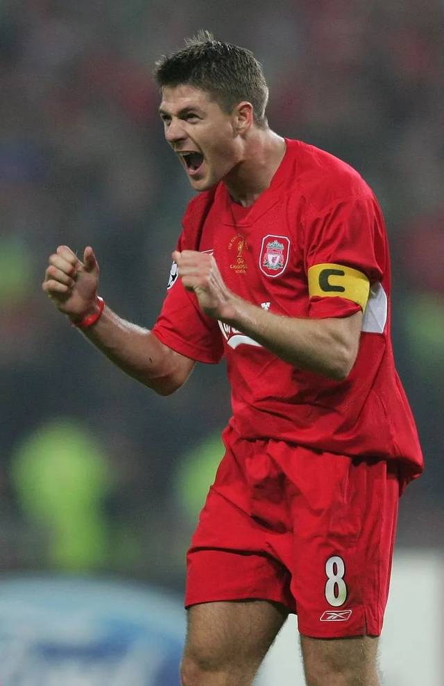 九州官方网站-拜仁的比达尔和马丁内斯各披几号球衣